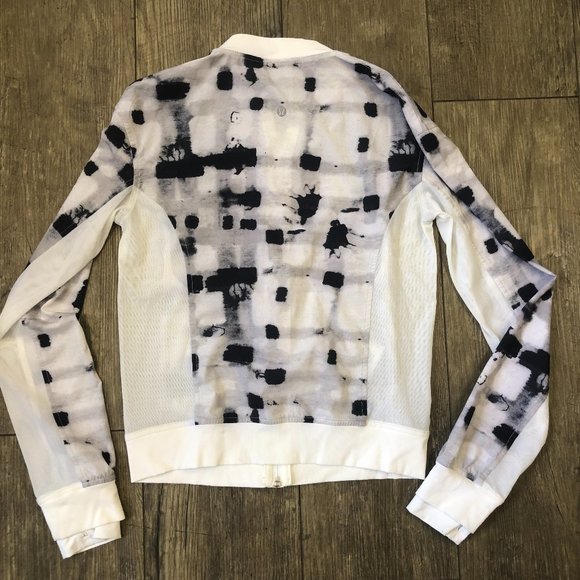 Lululemon Noir Jacket II Ghost Weave White Black  Size 4 - Picture 2 of 6
